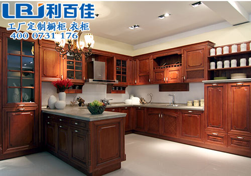 點(diǎn)進(jìn)來(lái)，為你解決櫥柜臺(tái)面選材煩惱
